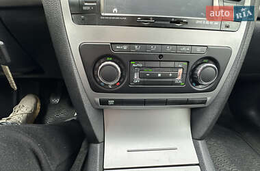 Лифтбек Skoda Octavia 2011 в 