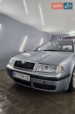 Универсал Skoda Octavia 2003 в Ровно