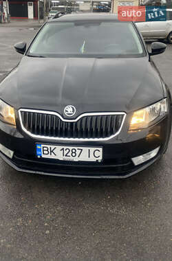 Универсал Skoda Octavia 2016 в Ровно
