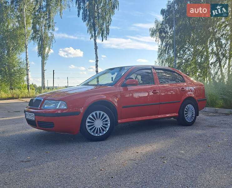 Лифтбек Skoda Octavia 2006 в Ромнах