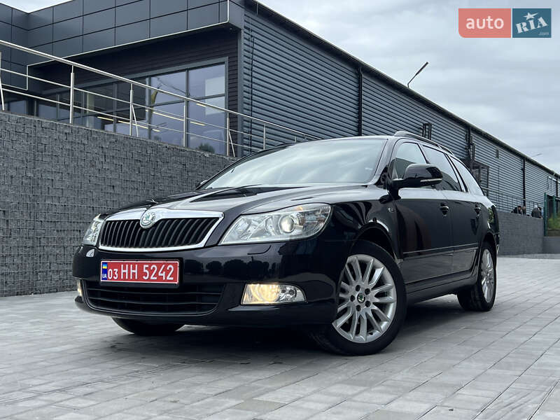 Универсал Skoda Octavia 2012 в 