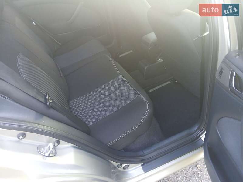 Універсал Skoda Octavia 2006 в Сквирі