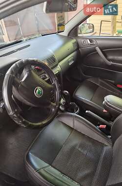 Лифтбек Skoda Octavia 2001 в 