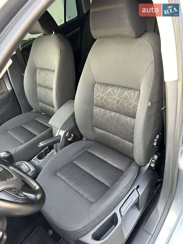 Универсал Skoda Octavia 2012 в Нововолынске