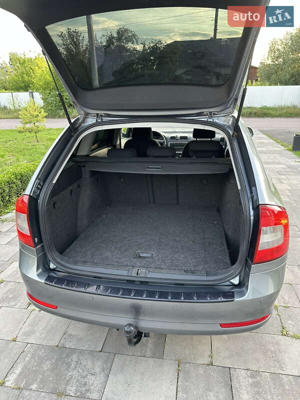 Универсал Skoda Octavia 2012 в Нововолынске
