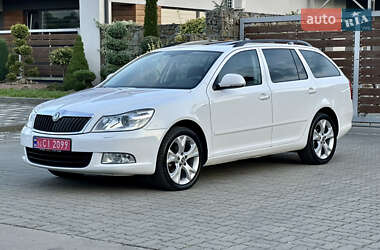 Универсал Skoda Octavia 2011 в 