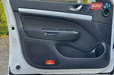 Универсал Skoda Octavia 2011 в 
