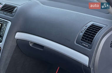 Универсал Skoda Octavia 2011 в 
