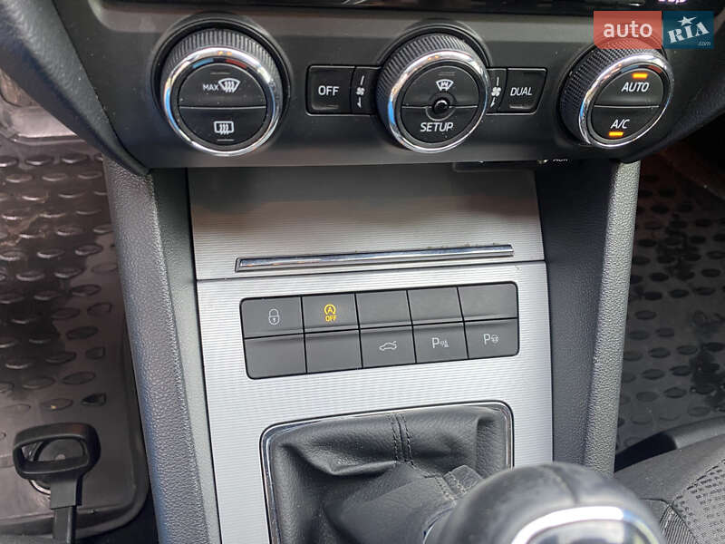 Универсал Skoda Octavia 2013 в Кропивницком