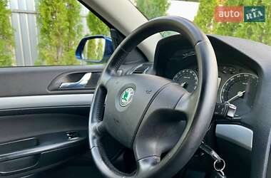 Лифтбек Skoda Octavia 2008 в 