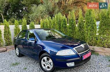 Лифтбек Skoda Octavia 2008 в 