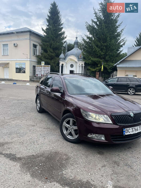 Универсал Skoda Octavia 2011 в Стрые