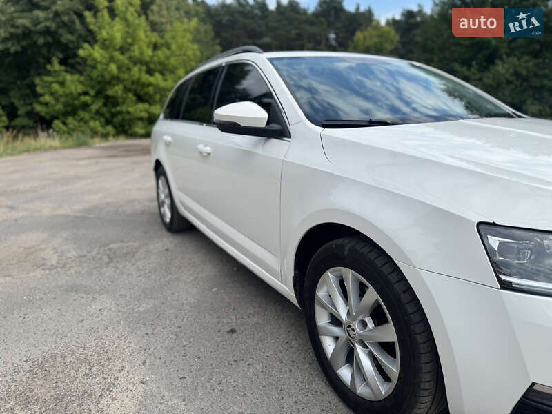 Універсал Skoda Octavia 2019 в Радивиліві