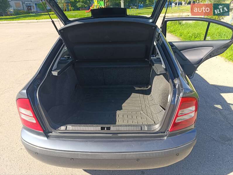 Лифтбек Skoda Octavia 2009 в Харькове