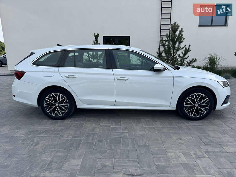 Универсал Skoda Octavia 2021 в Луцке