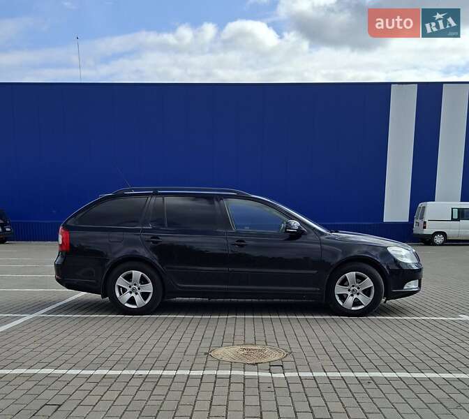 Универсал Skoda Octavia 2010 в Дубно