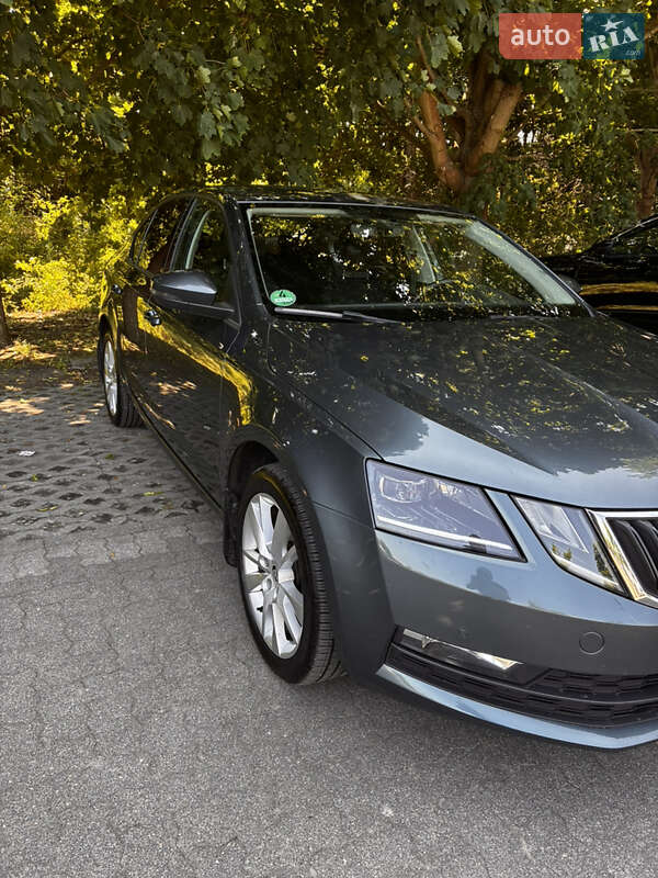 Лифтбек Skoda Octavia 2017 в Харькове