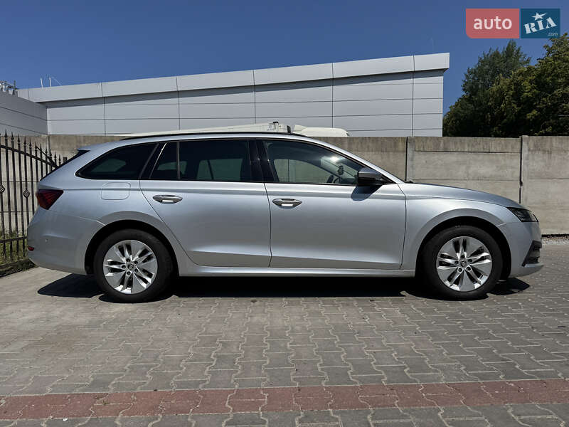 Універсал Skoda Octavia 2020 в Стрию