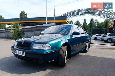 Ліфтбек Skoda Octavia 1998 в Києві