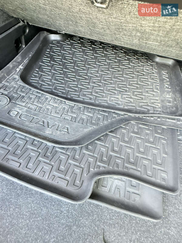 Універсал Skoda Octavia 2018 в Бережанах