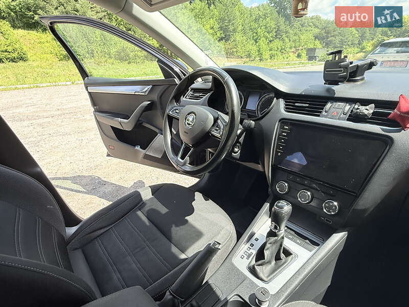 Універсал Skoda Octavia 2018 в Бережанах