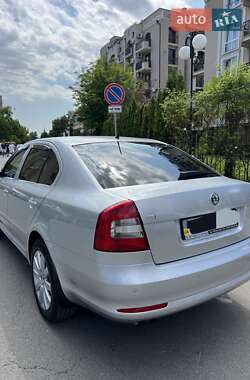 Лифтбек Skoda Octavia 2012 в 