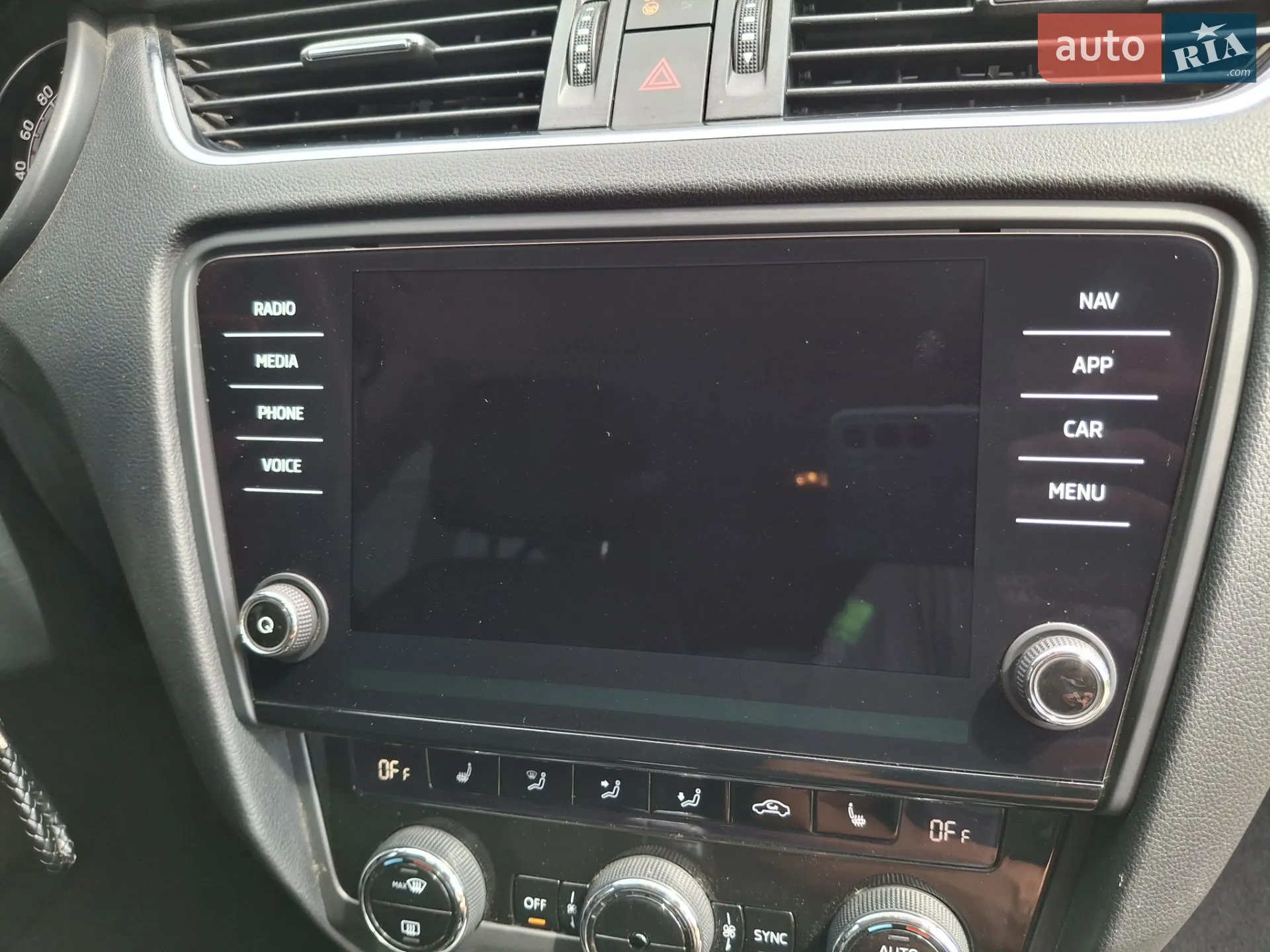 2017 Skoda Octavia - мініатюра 16