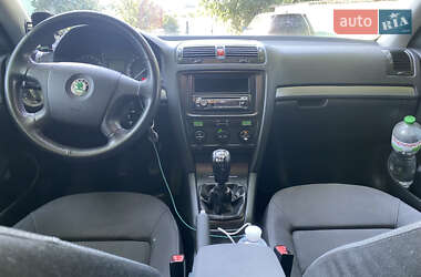 Лифтбек Skoda Octavia 2005 в 