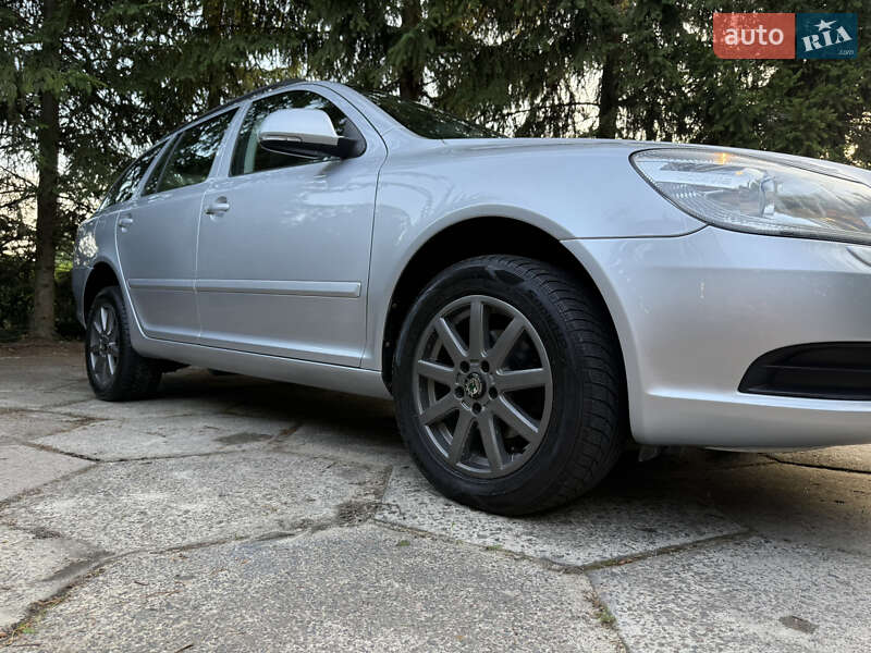 Універсал Skoda Octavia 2012 в Ковелі