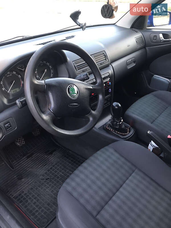 Универсал Skoda Octavia 2005 в Могилев-Подольске