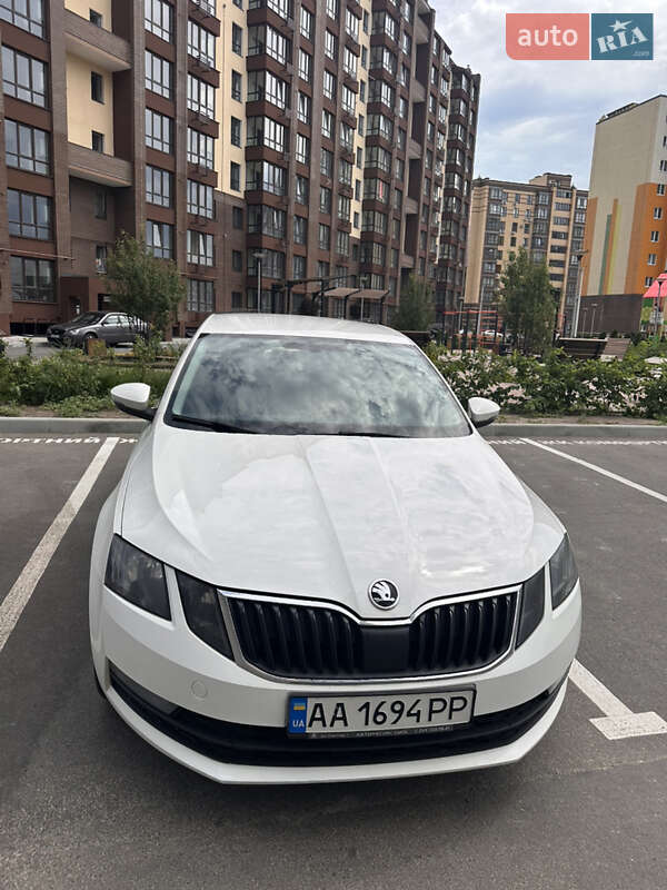 Лифтбек Skoda Octavia 2019 в Виннице