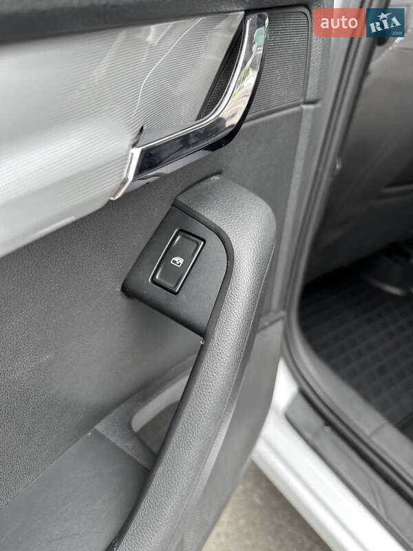 Універсал Skoda Octavia 2016 в Чернігові