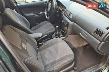 Универсал Skoda Octavia 2004 в 