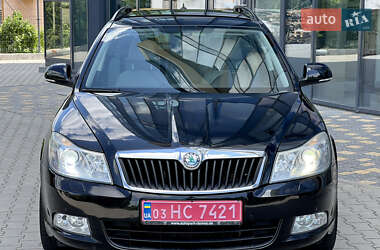 Универсал Skoda Octavia 2012 в 