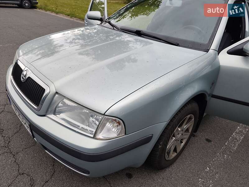 Лифтбек Skoda Octavia 2009 в Новоднестровске