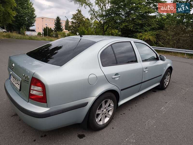 Лифтбек Skoda Octavia 2009 в Новоднестровске