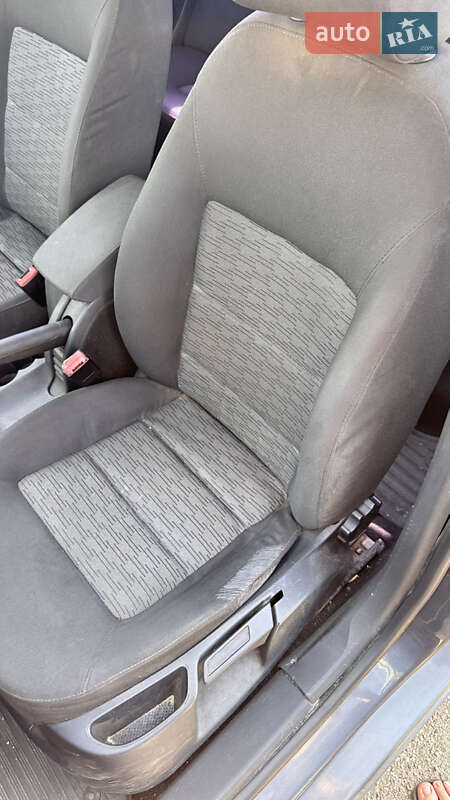 Лифтбек Skoda Octavia 2010 в Бобринце