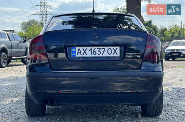 Ліфтбек Skoda Octavia 2006 в 