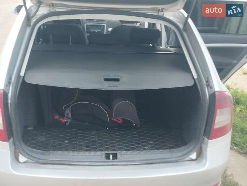 Универсал Skoda Octavia 2010 в Сумах
