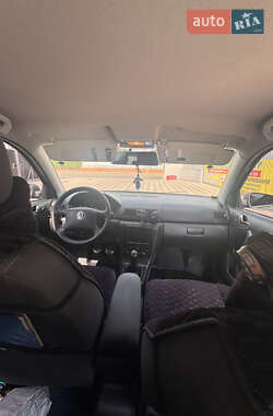 Лифтбек Skoda Octavia 2002 в 