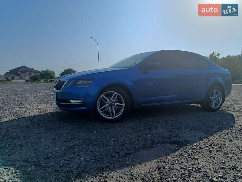 Ліфтбек Skoda Octavia 2017 в Ужгороді