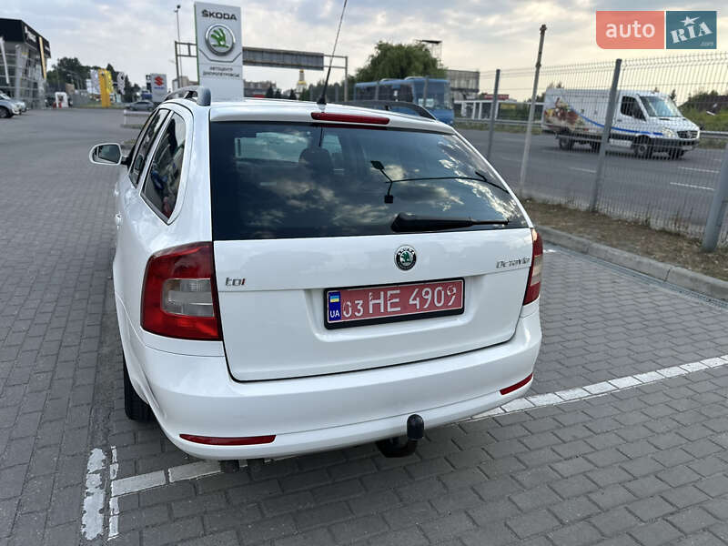 Універсал Skoda Octavia 2009 в Києві