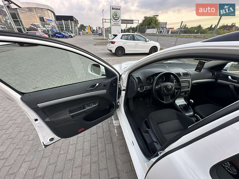 Універсал Skoda Octavia 2009 в Києві