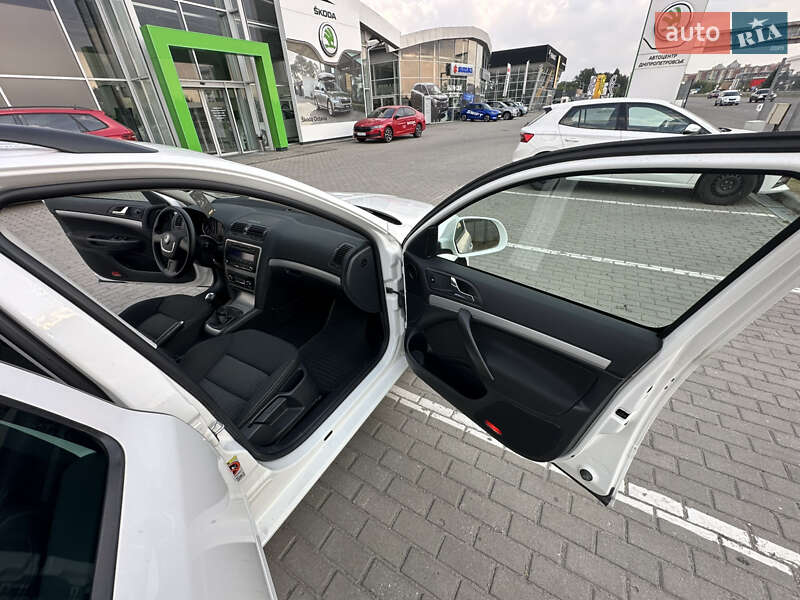 Універсал Skoda Octavia 2009 в Києві