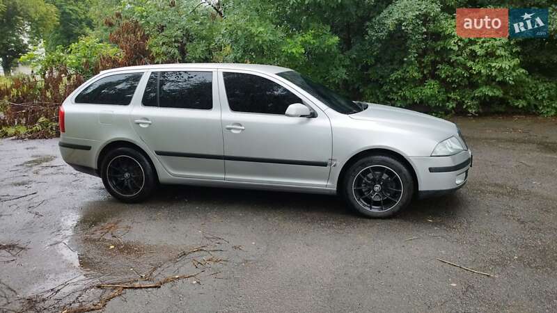 Универсал Skoda Octavia 2006 в Немирове