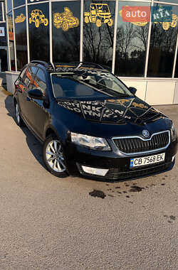 Універсал Skoda Octavia 2014 в Чернігові