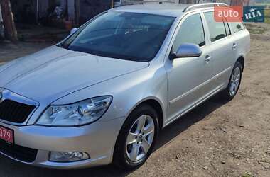 Універсал Skoda Octavia 2012 в Луцьку