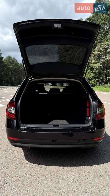 Універсал Skoda Octavia 2017 в Буську