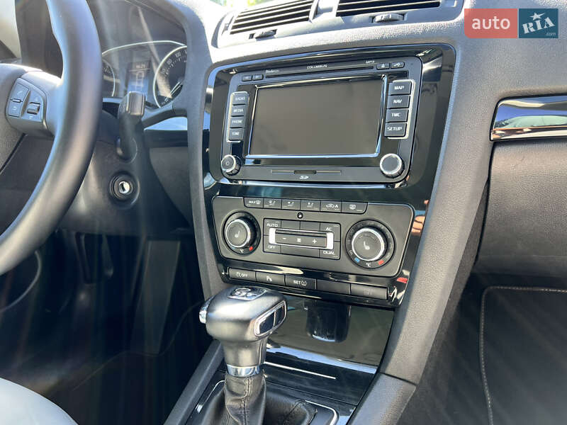 Универсал Skoda Octavia 2012 в Ровно