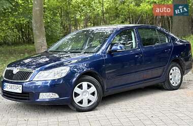 Лифтбек Skoda Octavia 2010 в Львове